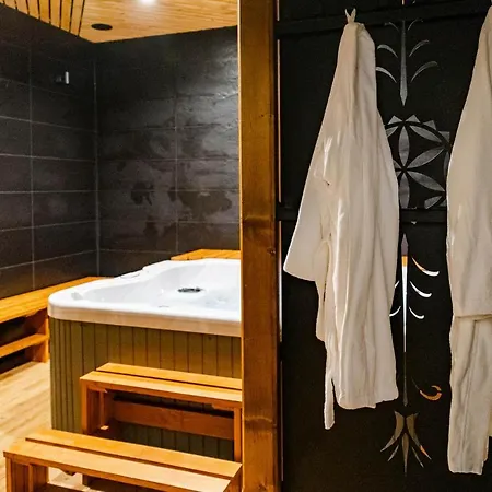 Kordon Jacuzzi & Sauna *